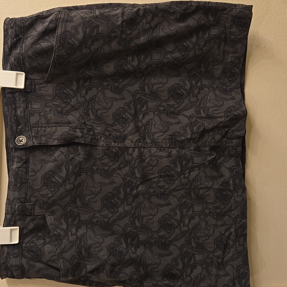 Eddie Bauer skort
